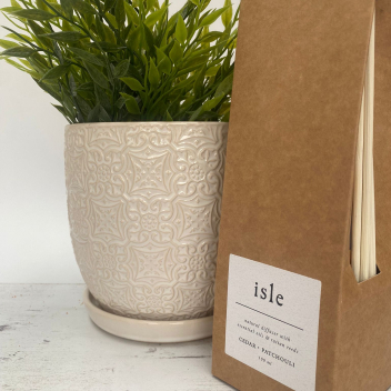 Isle Reed Diffuser - Cedar & Patchouli